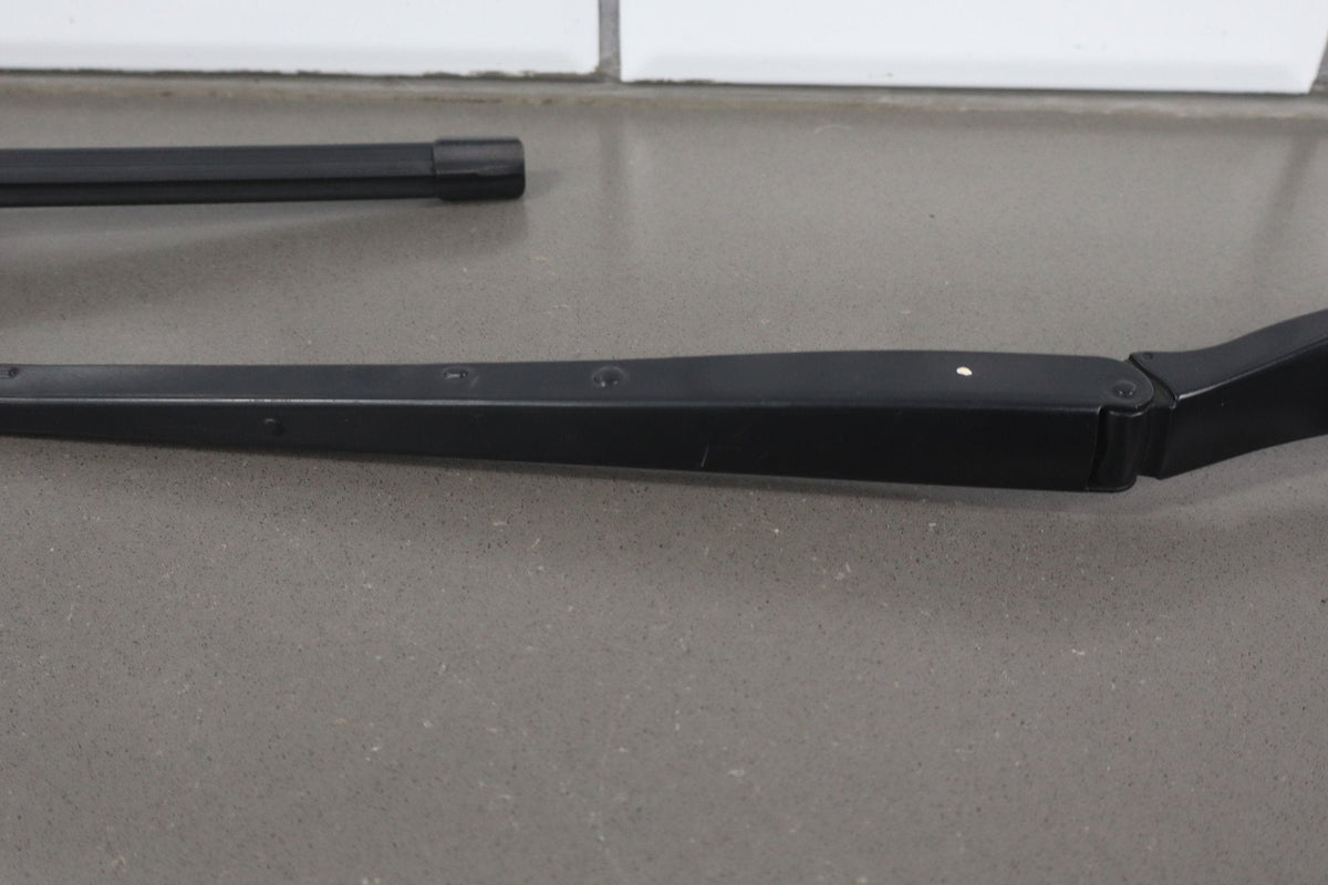 2005-2013 Chevrolet Corvette C6- Wiper Arm Pair