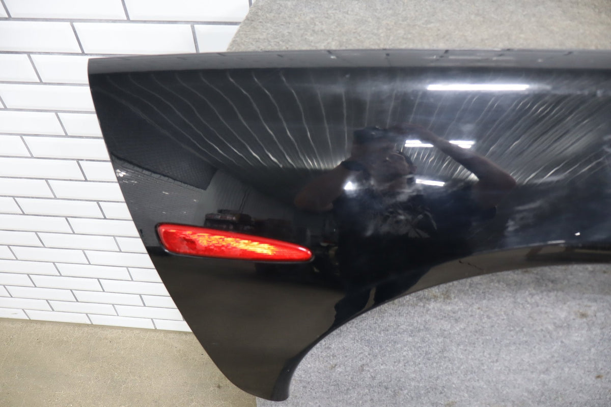 2005-2013 Chevrolet Corvette Coupe Right Quarter Panel