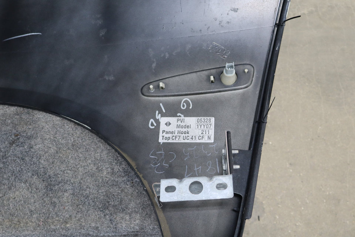 2005-2013 Chevrolet Corvette Coupe Right Quarter Panel