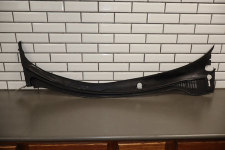 2005-2013 Chevrolet Corvette Cowl Vent Panel 25778761 OEM