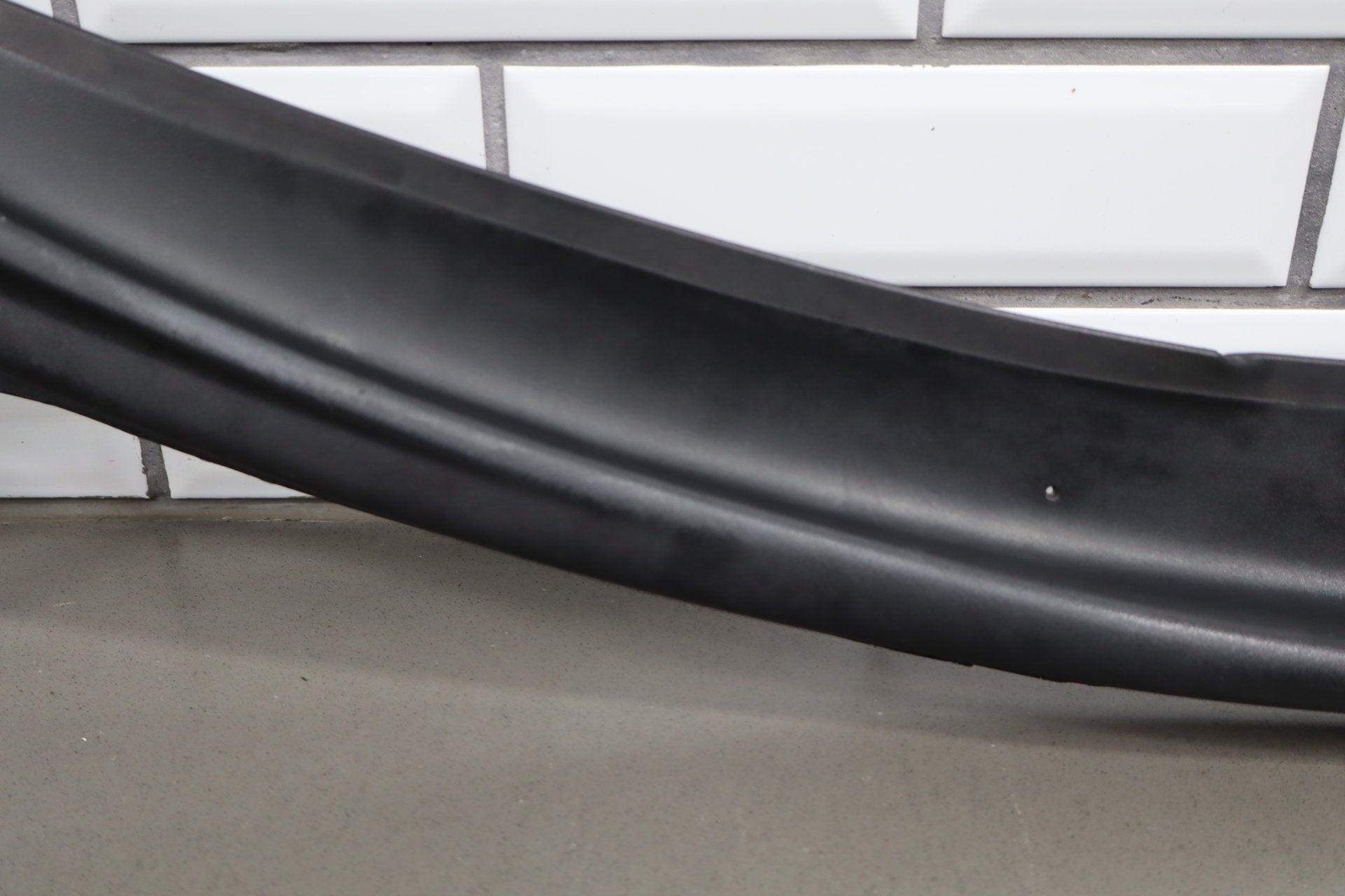 2005-2013 Chevrolet Corvette Cowl Vent Panel 25778761 OEM