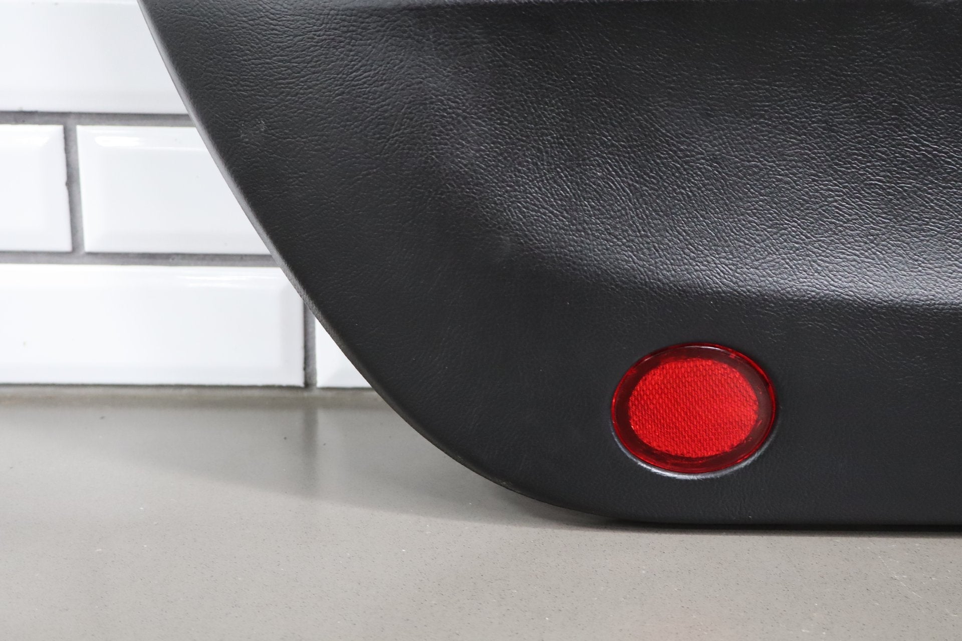 2005-2013 Chevrolet Corvette Left Driver Door Trim Panel Black 19