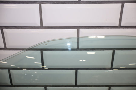 2005-2013 Chevrolet Corvette Left Front Door Window 15270576 OEM