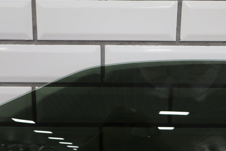 2005-2013 Chevrolet Corvette Left Front Door Window 15270576 OEM