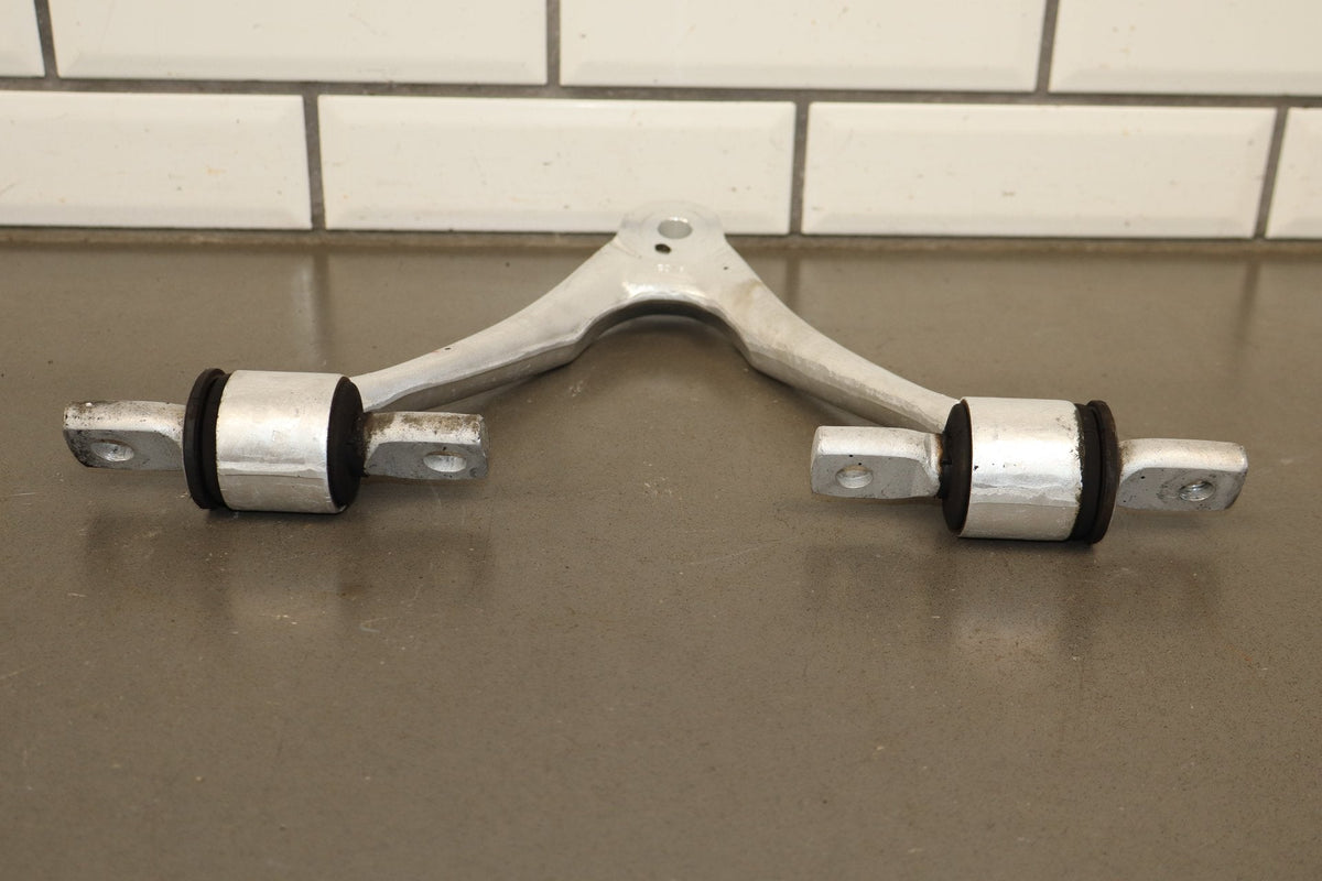 2005-2013 Chevrolet Corvette Left Front Upper Control Arm 10356433 OEM