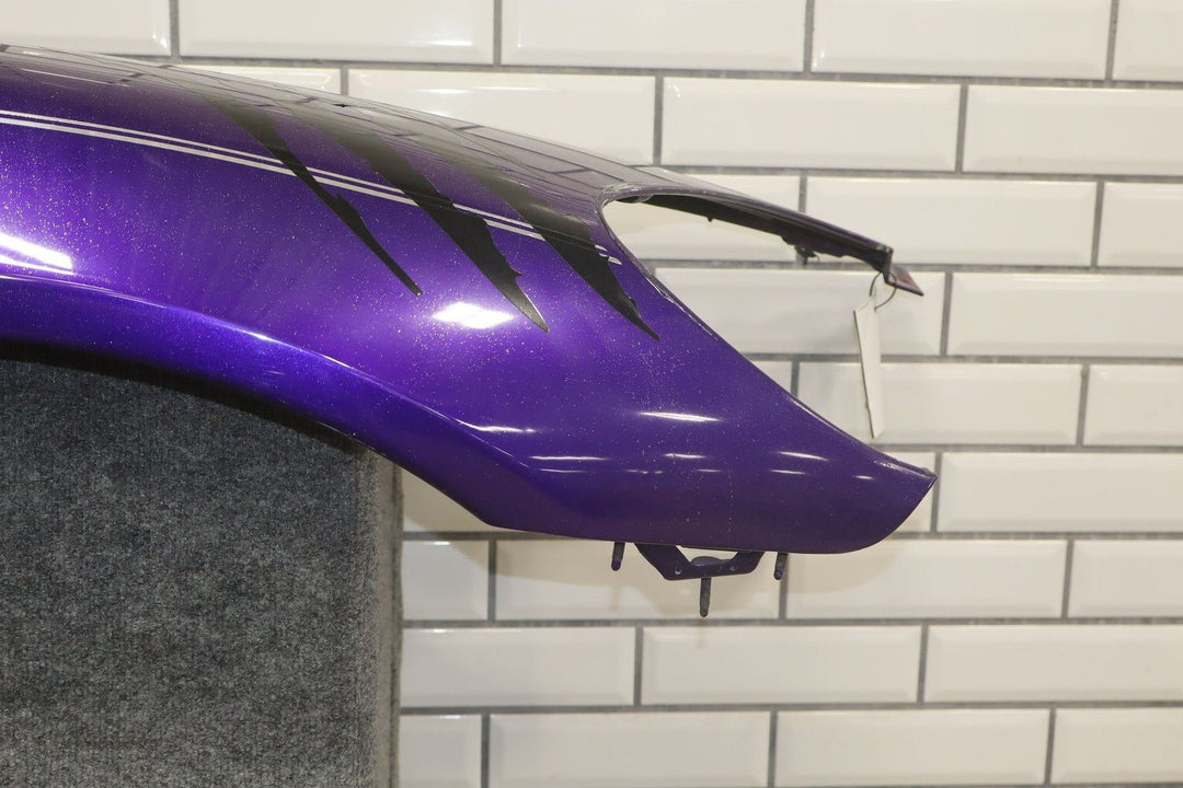2005 - 2013 Chevrolet Corvette Right Fender 25938078