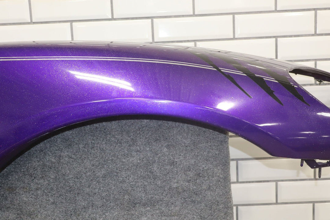 2005 - 2013 Chevrolet Corvette Right Fender 25938078