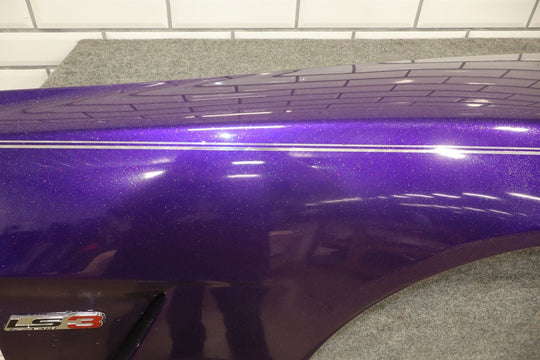 2005 - 2013 Chevrolet Corvette Right Fender 25938078
