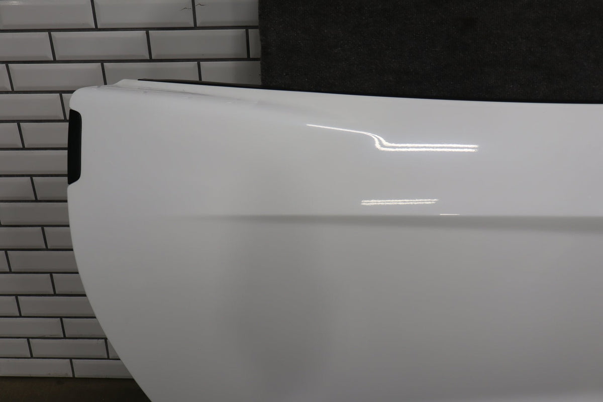 2005-2013 Chevrolet Corvette Right Front Door Artic White 10 22737431