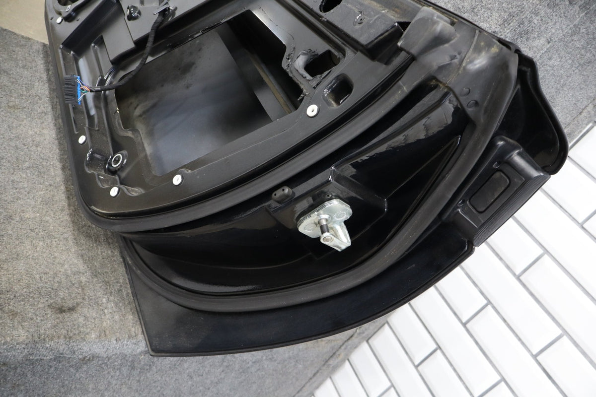 2005-2013 Chevrolet Corvette Right Front Door Black 41 22737431