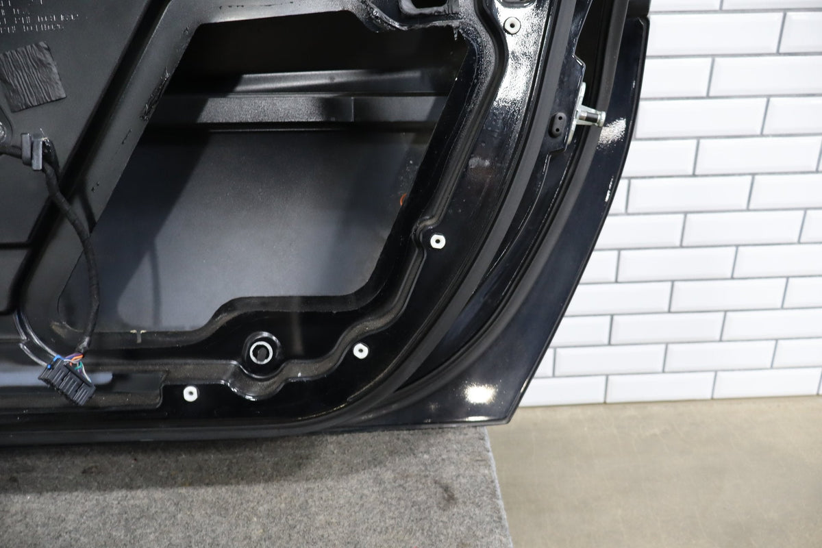 2005-2013 Chevrolet Corvette Right Front Door Black 41 22737431