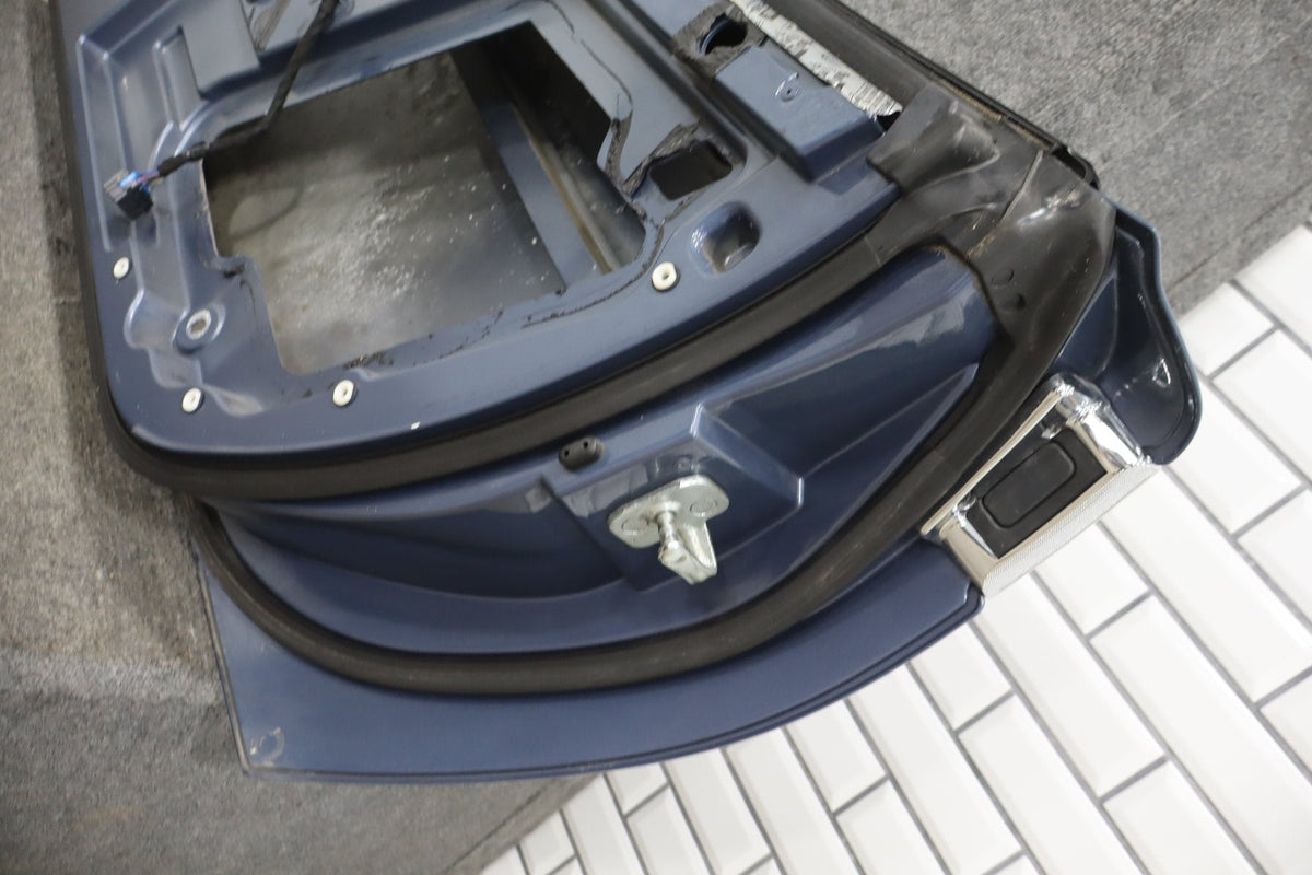 2005-2013 Chevrolet Corvette Right Front Door Supersonic Blue GLB 22737431