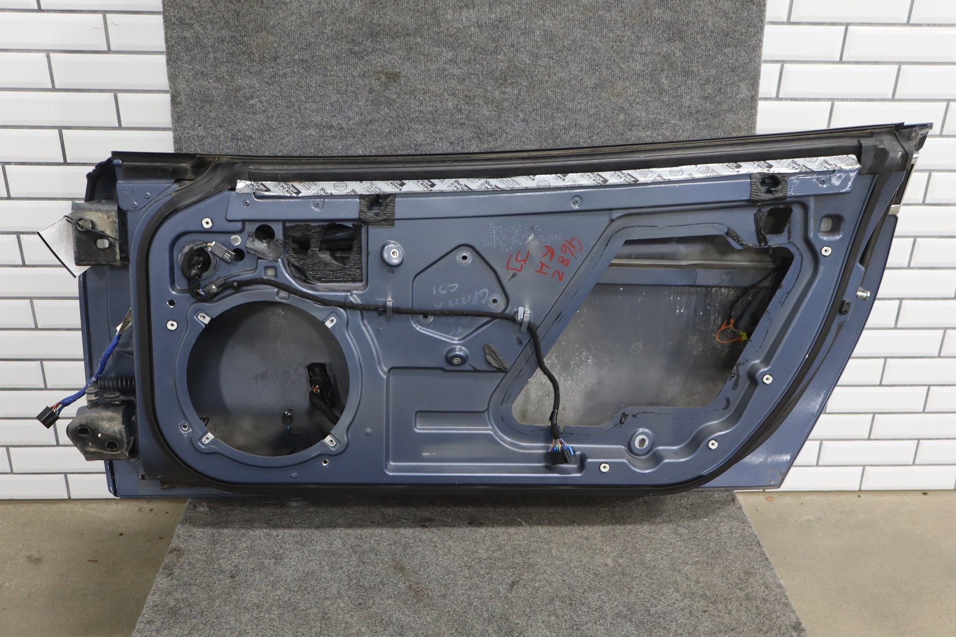 2005-2013 Chevrolet Corvette Right Front Door Supersonic Blue GLB 22737431