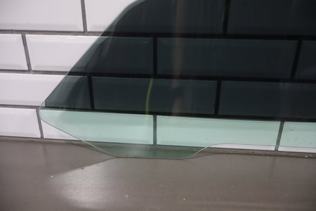 2005-2013 Chevrolet Corvette Right Front Door Window 15270577