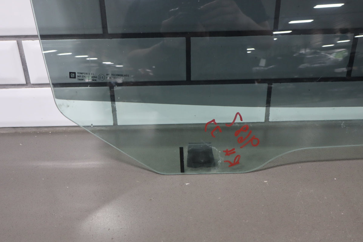 2005-2013 Chevrolet Corvette Right Front Door Window 15270577