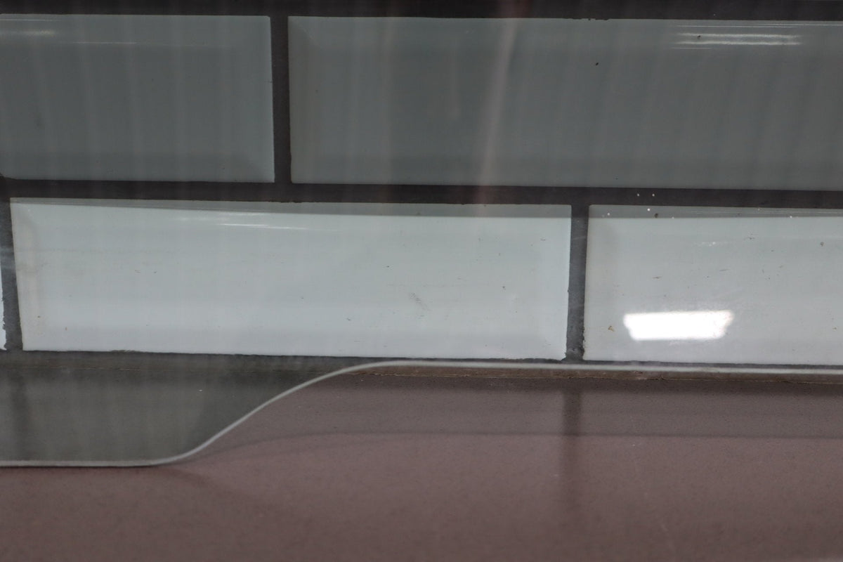 2005-2013 Chevrolet Corvette Right Front Door Window 15270577
