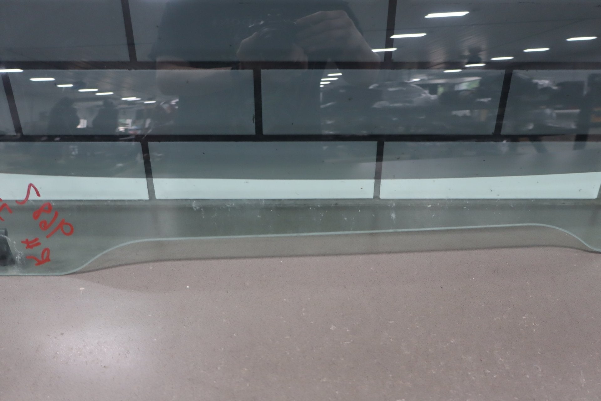 2005-2013 Chevrolet Corvette Right Front Door Window 15270577