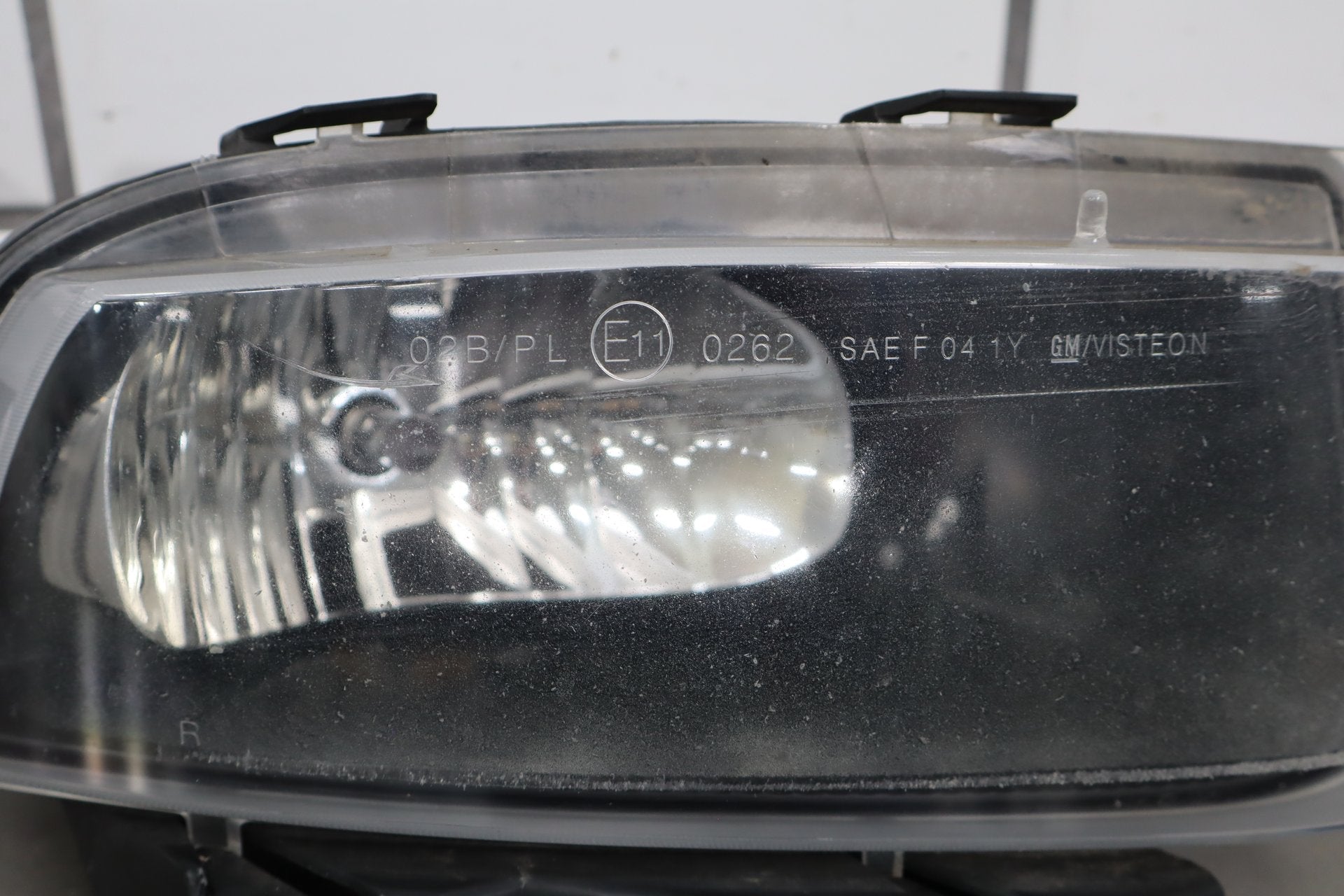 2005-2013 Chevrolet Corvette Right Front Lamp 25942592 OEM