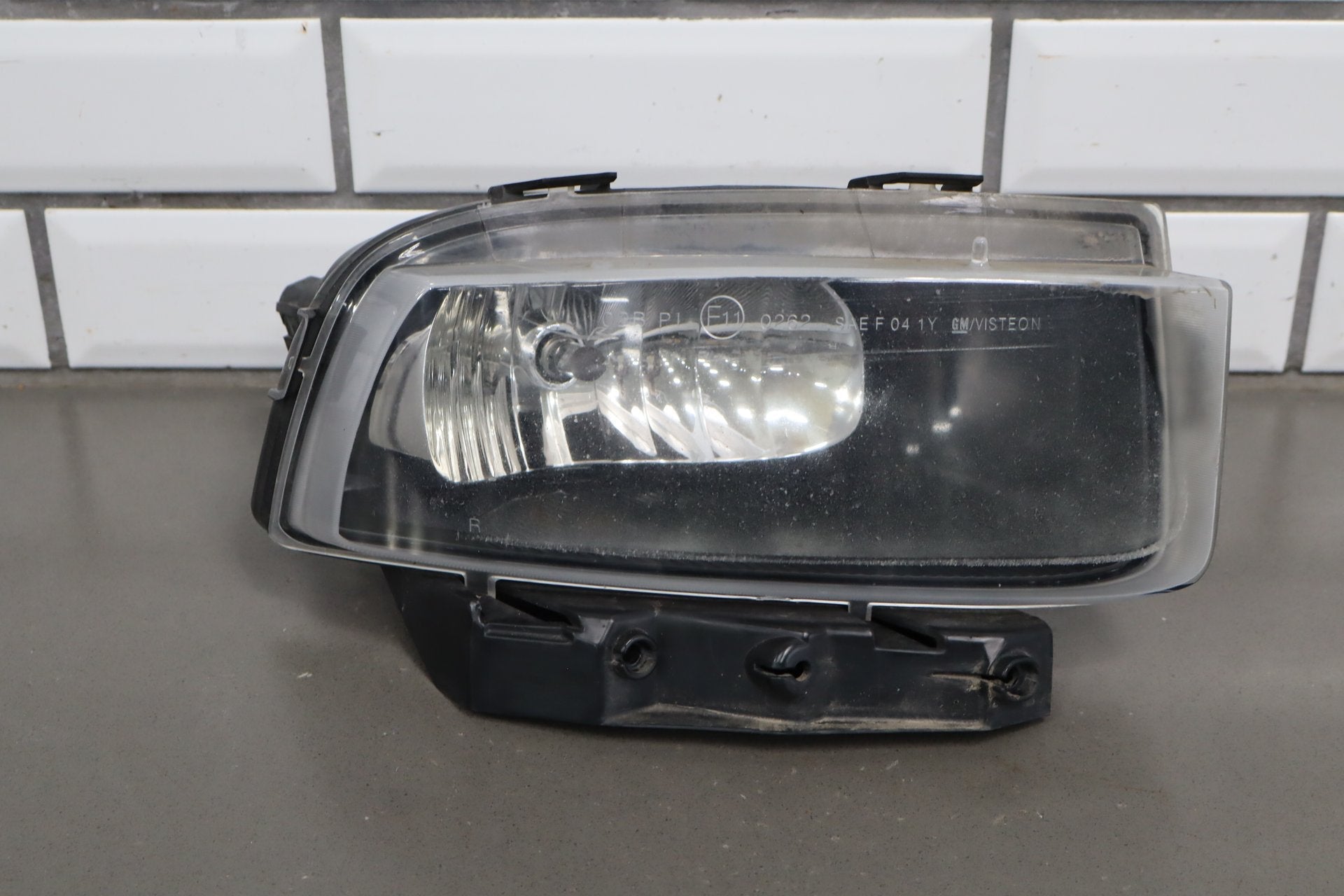 2005-2013 Chevrolet Corvette Right Front Lamp 25942592 OEM