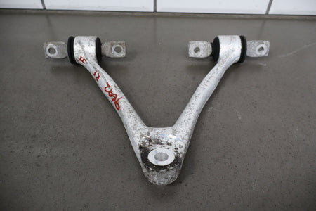 2005-2013 Chevrolet Corvette Right Front Suspension Knee 10356431