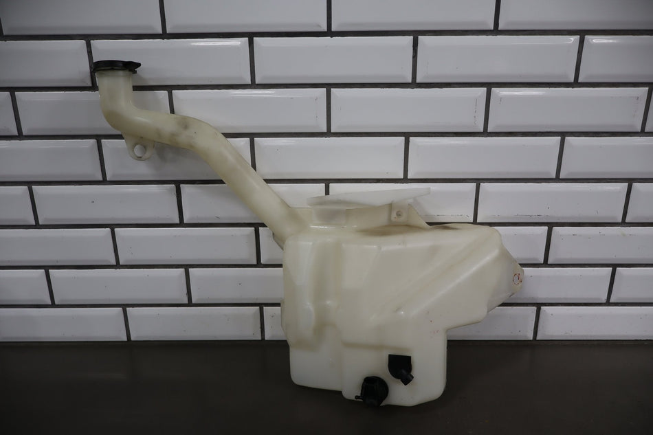 2005-2013 Chevrolet Corvette Washer Bottle 19168770 OEM