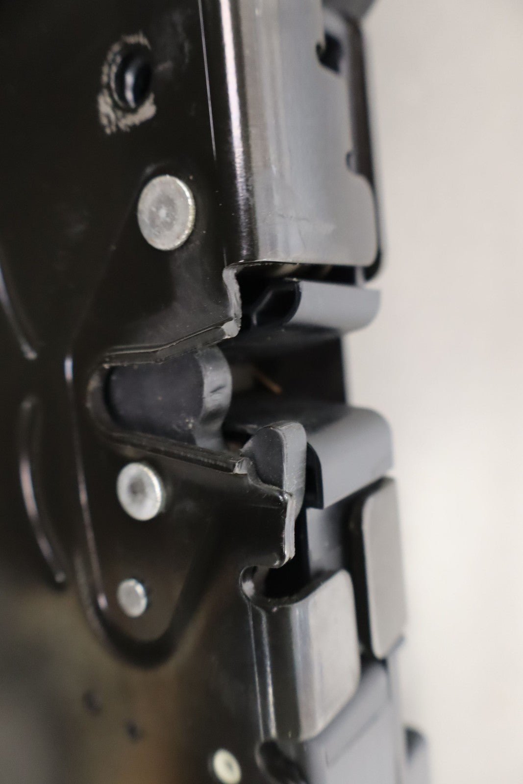 2005 - 2013 Chevy C6 Corvette Rear Decklid Hatch Latch & Bracket