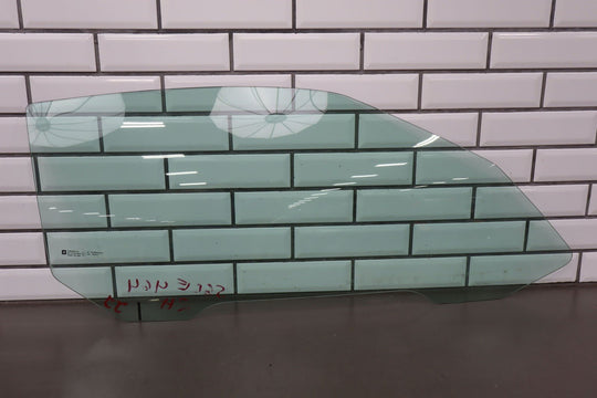2005 - 2013 Chevy Corvette C6 Right Passenger Door Window Glass