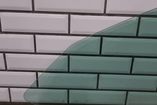 2005 - 2013 Chevy Corvette C6 Right Passenger Door Window Glass