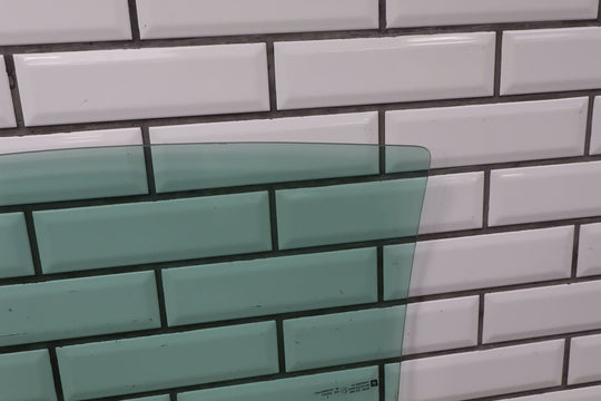 2005 - 2013 Chevy Corvette C6 Right Passenger Door Window Glass