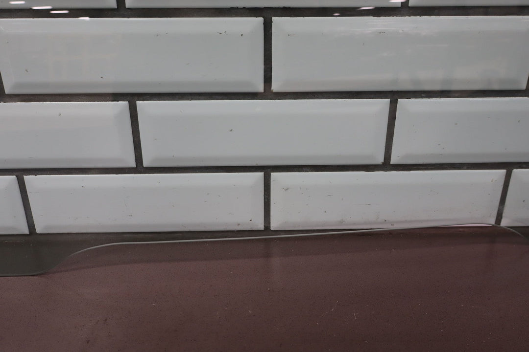 2005 - 2013 Chevy Corvette C6 Right Passenger Door Window Glass Only