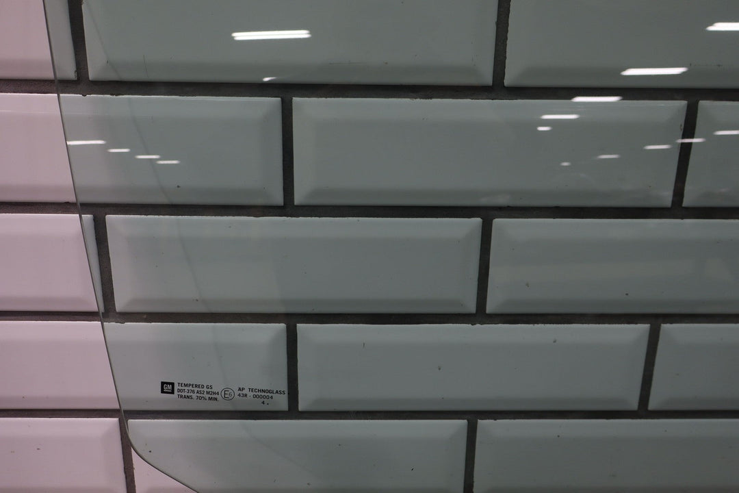 2005 - 2013 Chevy Corvette C6 Right Passenger Door Window Glass Only