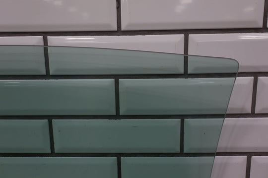 2005 - 2013 Chevy Corvette C6 Right Passenger Door Window Glass Only