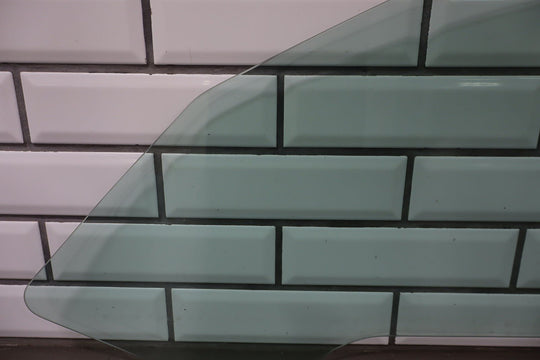 2005 - 2013 Chevy Corvette C6 Right Passenger Door Window Glass Only