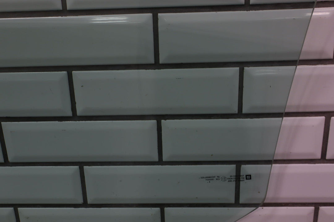 2005 - 2013 Chevy Corvette C6 Right Passenger Door Window Glass Only