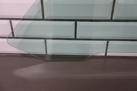 2005 - 2013 Chevy Corvette C6 Right Passenger Door Window Glass Only