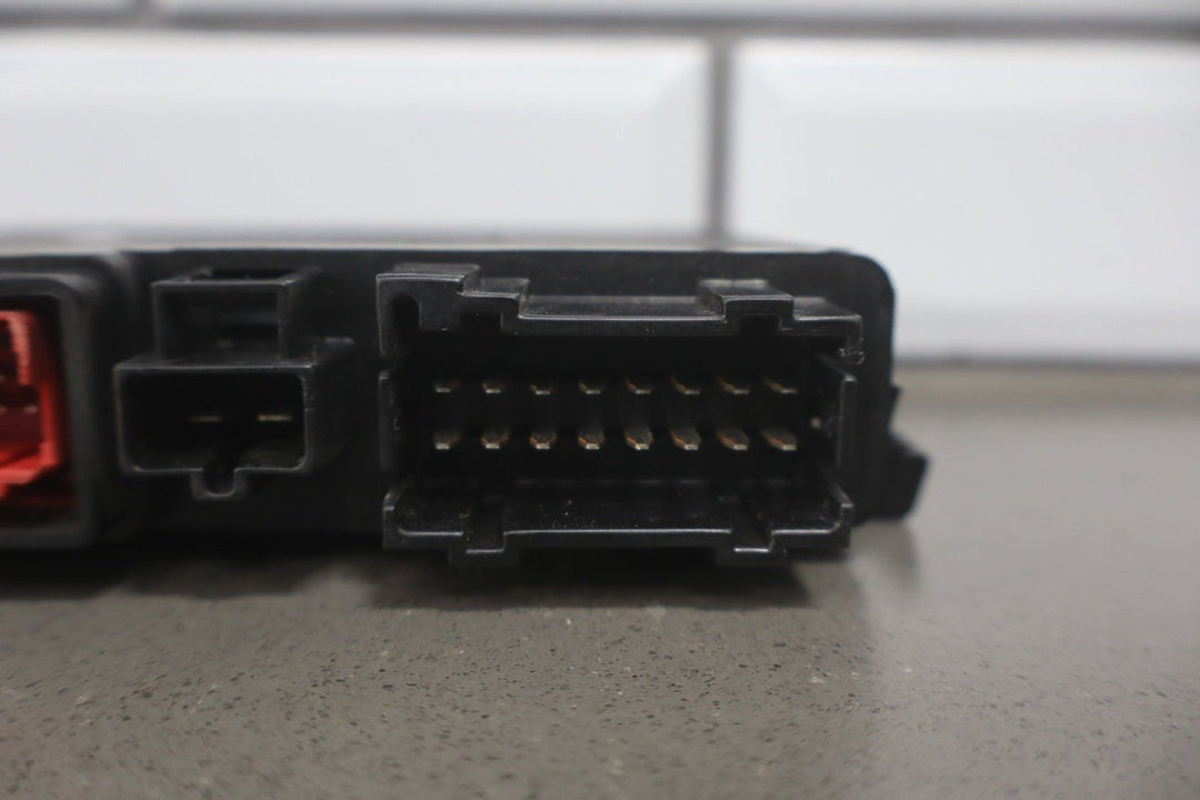 2005 - 2013 Corvette C6 Left Seat Position Memory Control Module 15296303