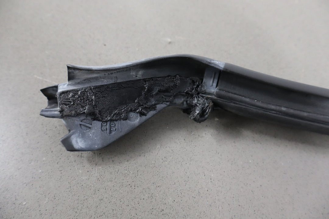 2005 - 2013 Corvette C6 Windshield To Targa Top Weather Stripping Gasket Seal