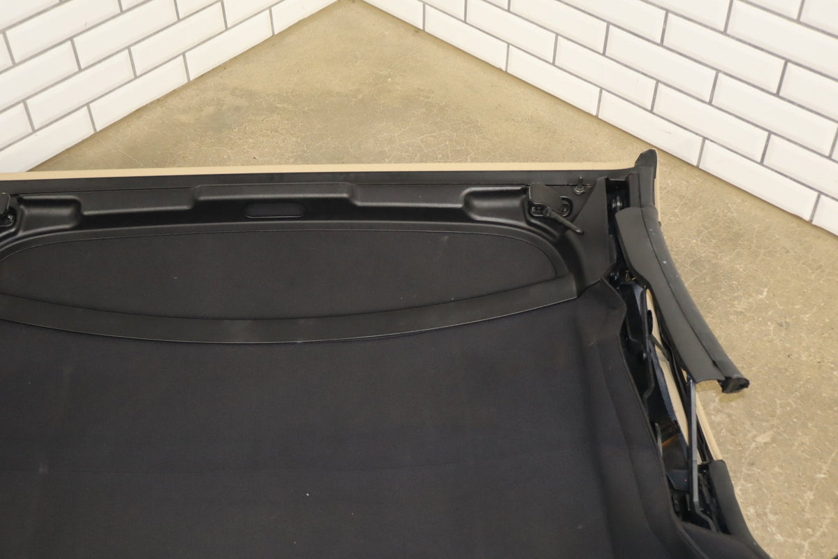2005-2014 Ford Mustang Convertible Roof Top Assembly CR3Z7652700AA OEM LOW MILES