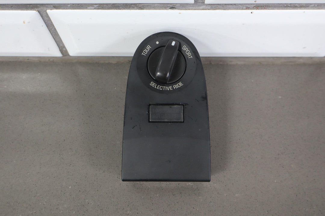 2005 C6 Corvette Console Mounted Suspension Control Switch Button