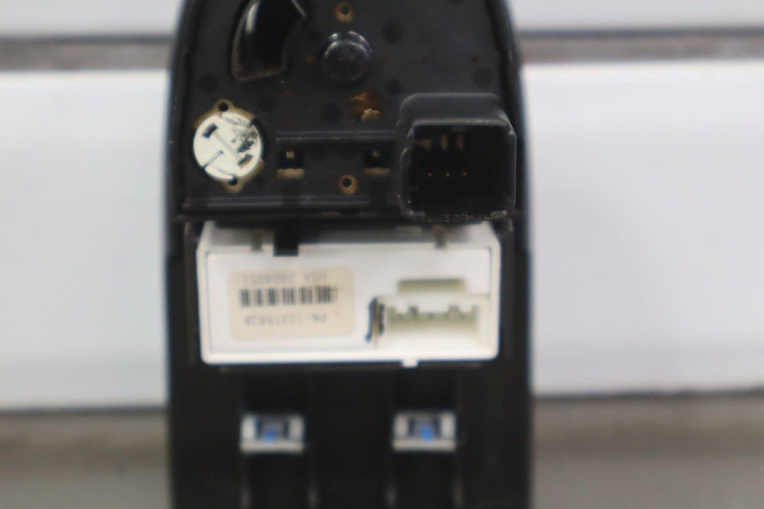 2005 C6 Corvette Console Mounted Suspension Control Switch Button