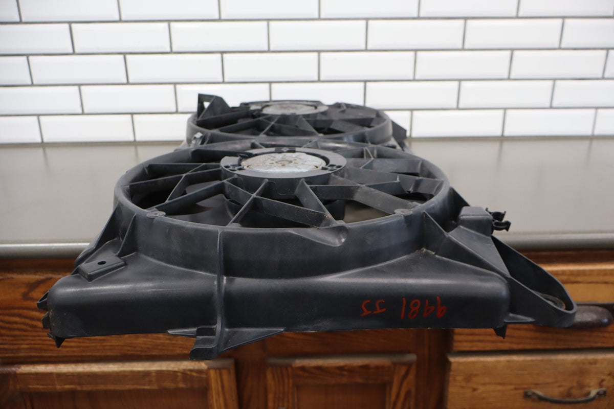2005 Cadillac Escalade ESV Cooling Fan OEM
