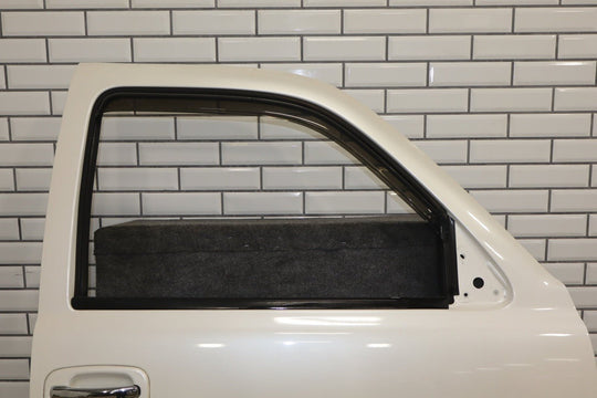 2005 Cadillac Escalade ESV Right Front Door White Diamond 98 15017224