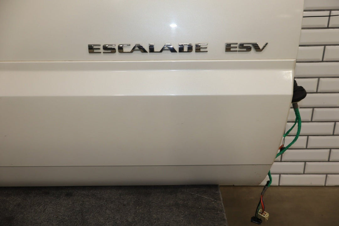 2005 Cadillac Escalade ESV Right Front Door White Diamond 98 15017224