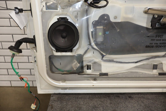 2005 Cadillac Escalade ESV Right Front Door White Diamond 98 15017224