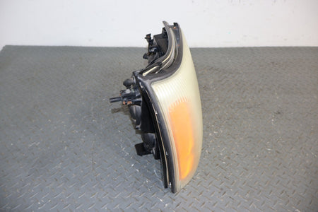 2005 Cadillac Escalade ESV- Right Headlamp