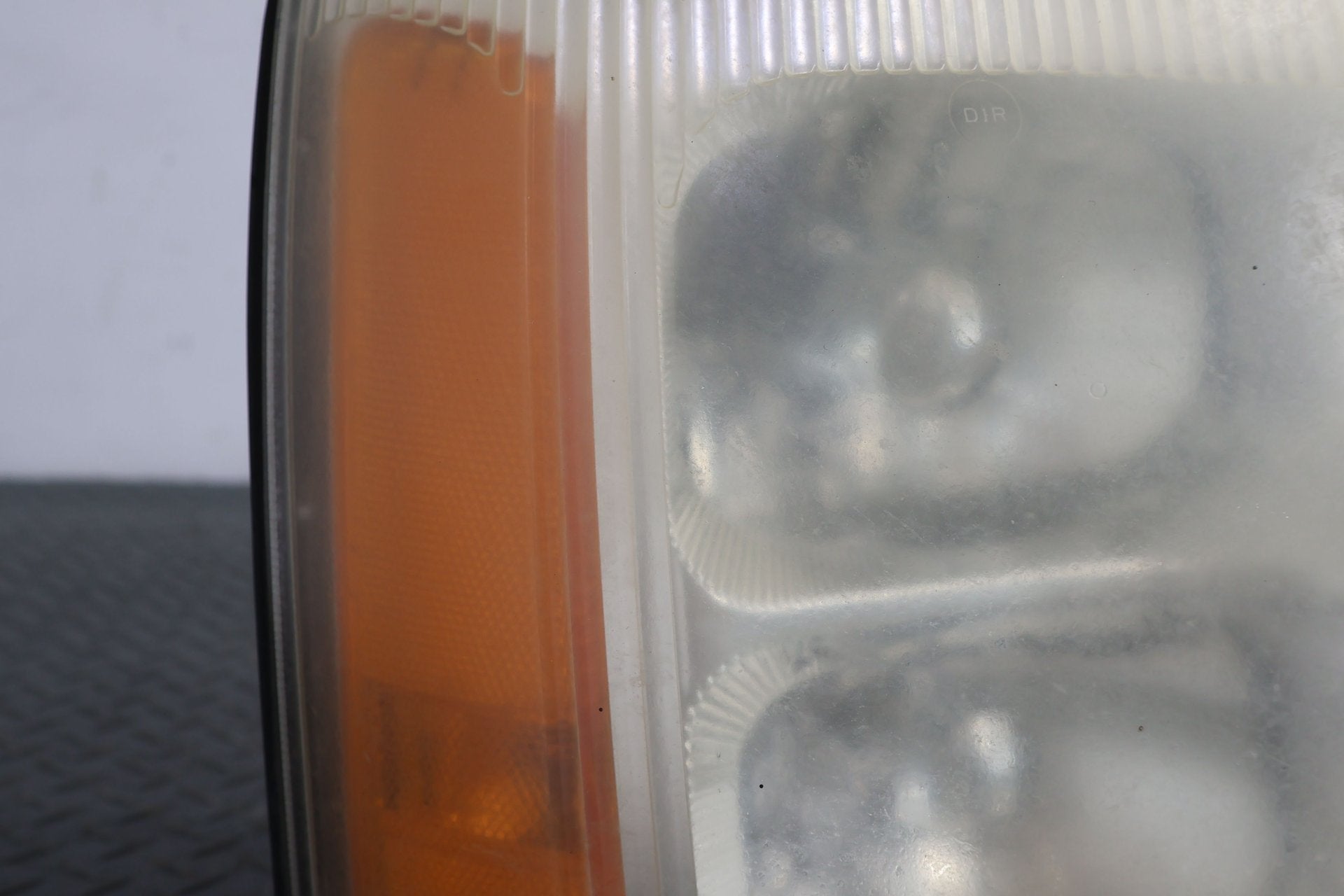 2005 Cadillac Escalade ESV- Right Headlamp