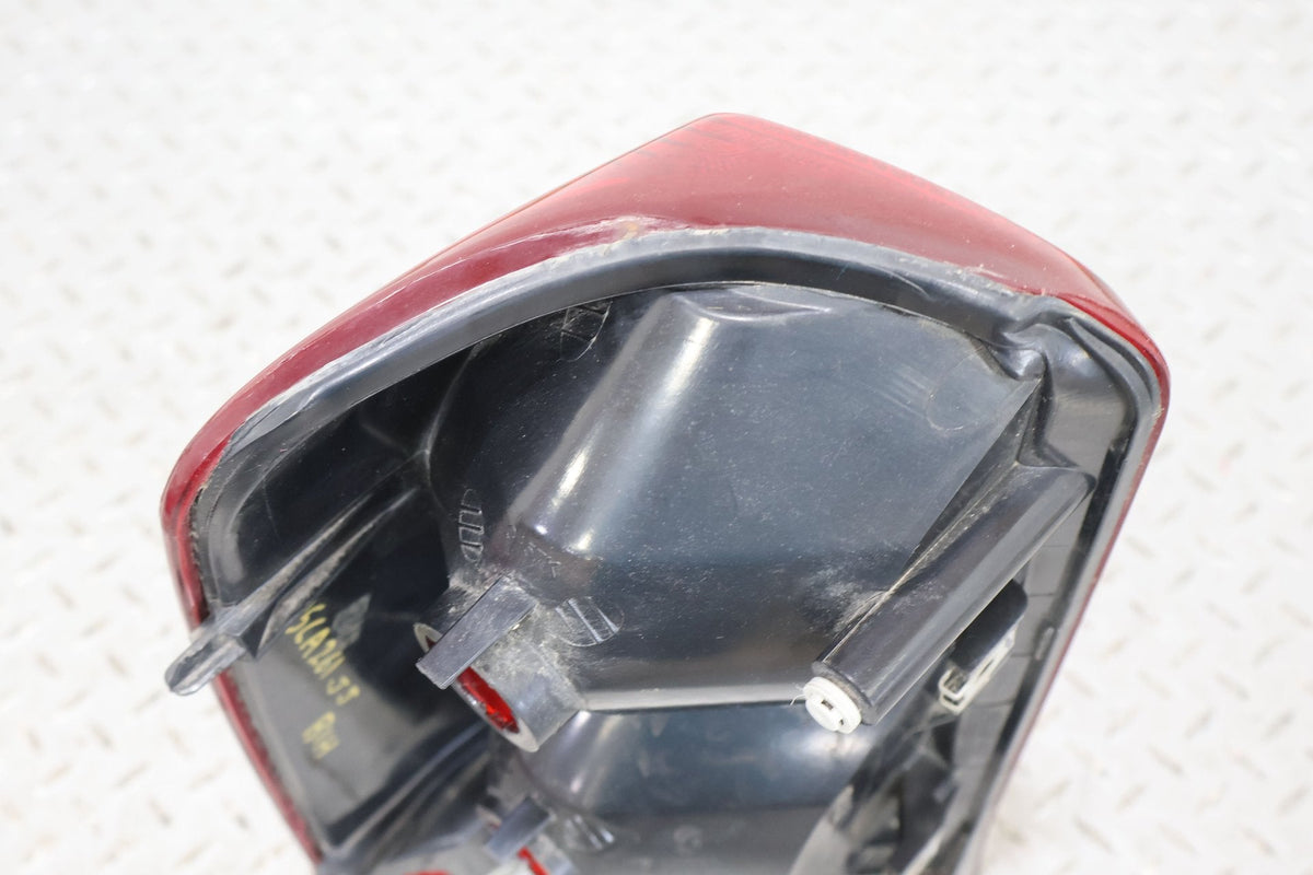 2005 Cadillac Escalade ESV- Right Tail Light