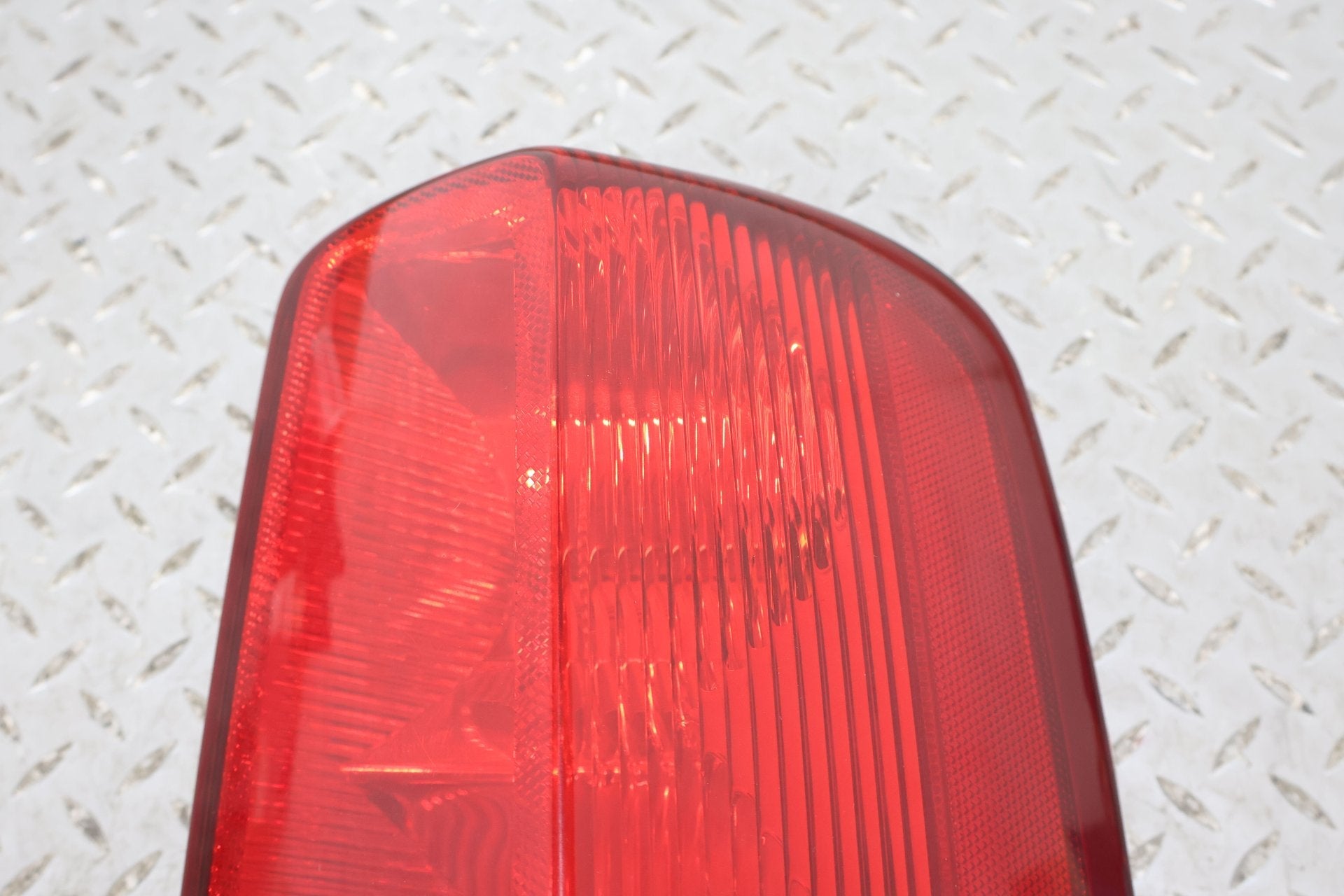 2005 Cadillac Escalade ESV- Right Tail Light