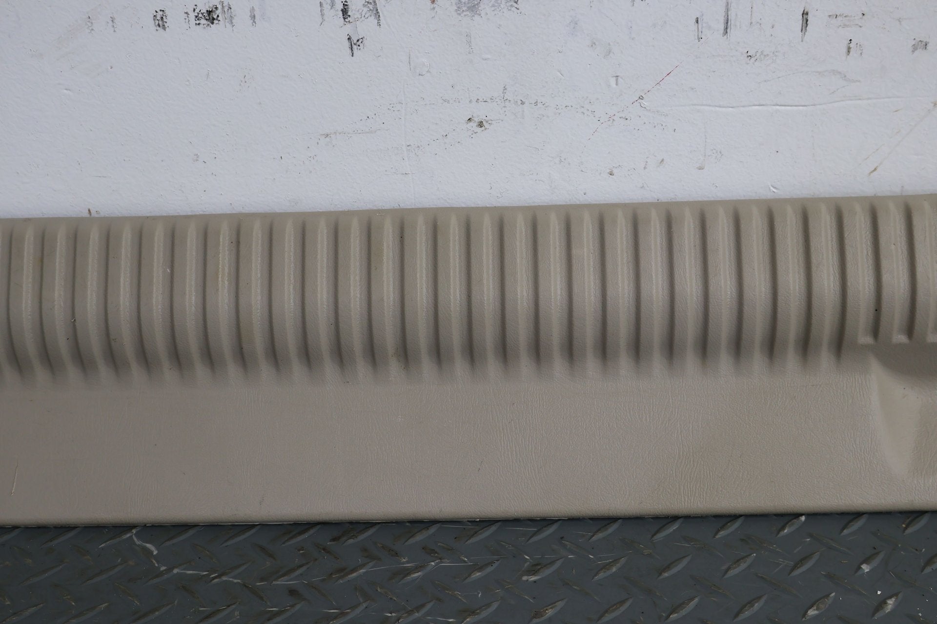 2005 Cadillac Escalade ESV- Sill Plates