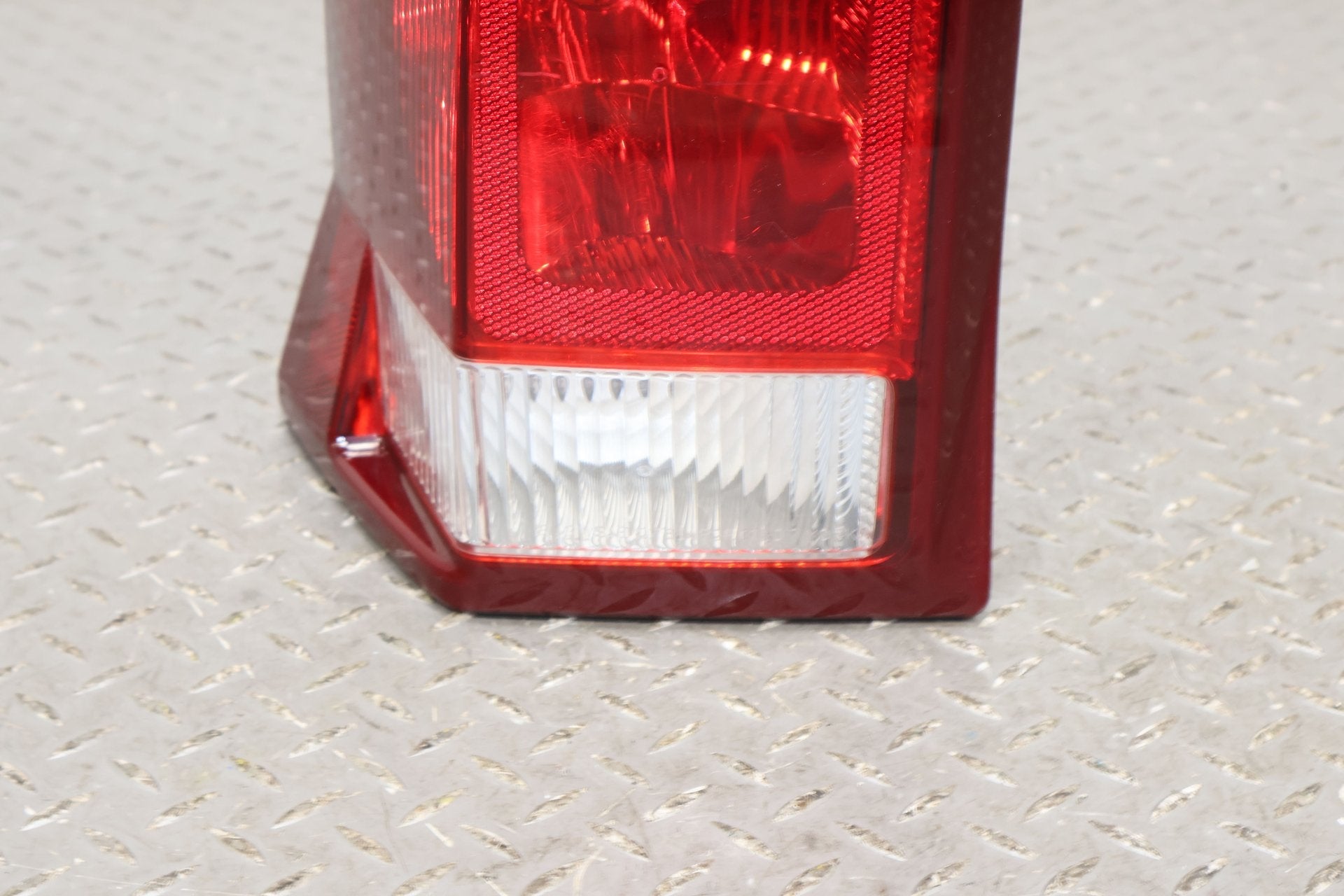 2005 Cadillac Escalade ESV- TAIL LIGHT ASSEMBLY